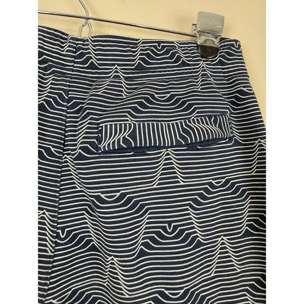 Nike Men’s Shorts Size S Blue White Star Pattern Geometric Athletic Gym Short